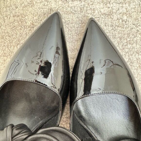 M. Gemi The Lasso Black Patent Leather Tie Kitten Heels Size 9 - Picture 11 of 12